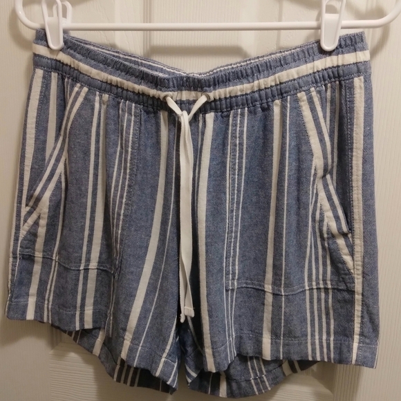 Nautica Women's Linen Blend Blue & White Striped Pull-On Elastic Waist Shorts S - Picture 2 of 8